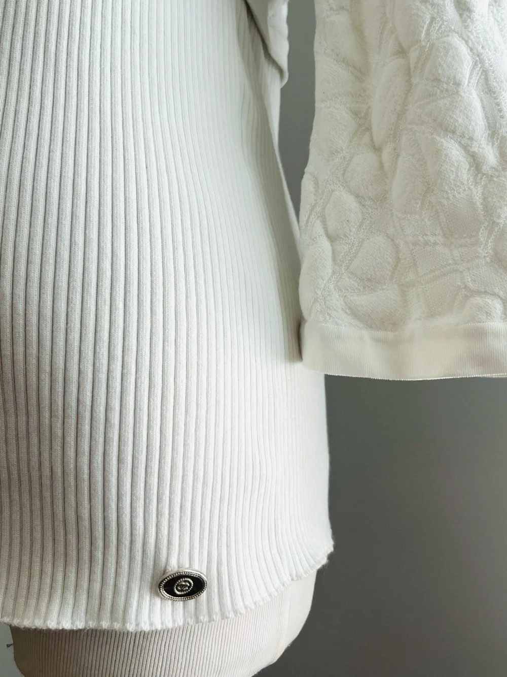 CHANEL knit sweater, size 40